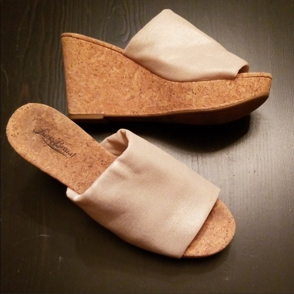 Lucky Brand Platform Wedge Sandals Vegan size 10